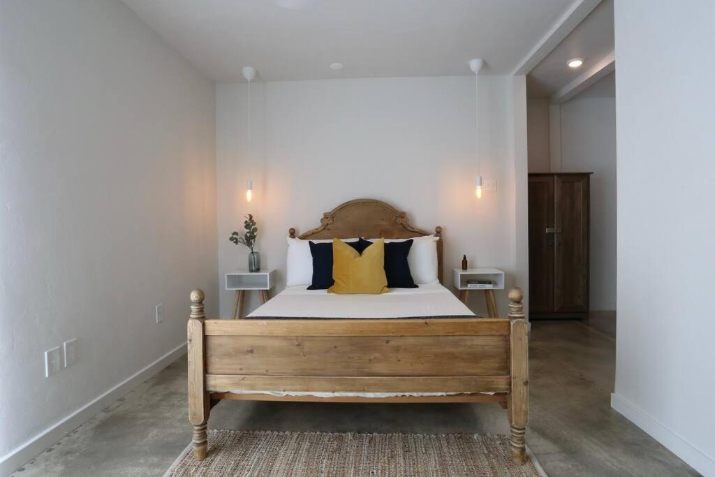 גיינסוויל Concrete Suite 5 Min Walk To Shands Uf מראה חיצוני תמונה